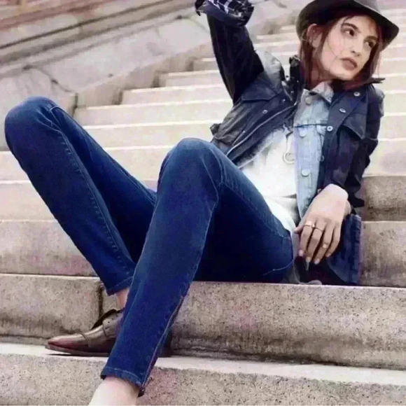 Madewell Skinny Ankle Zip Darkwash Jean Size 27 - Picture 5 of 7